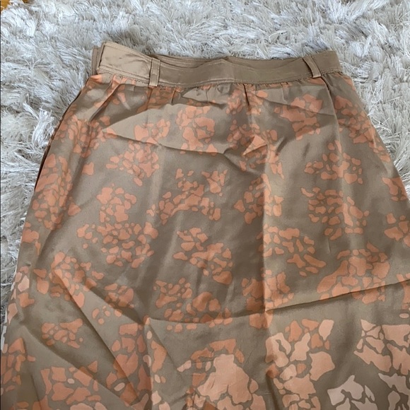 Vintage ESCADA silk skirt - Picture 4 of 9